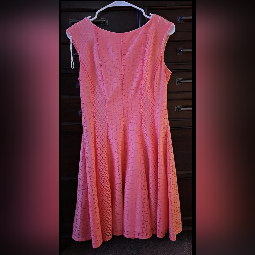 Women's dress